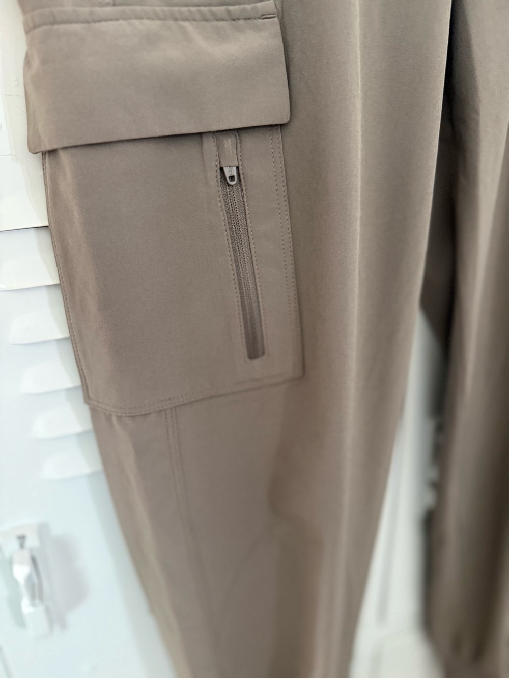 all in motion Active Jogger Pants in Taupe - Picture 3 of 6